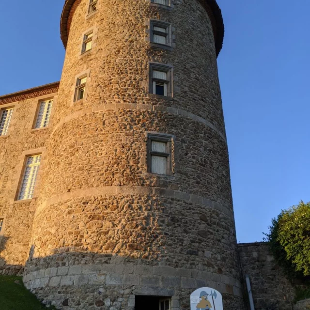 Chateau De Vollore Escape Game